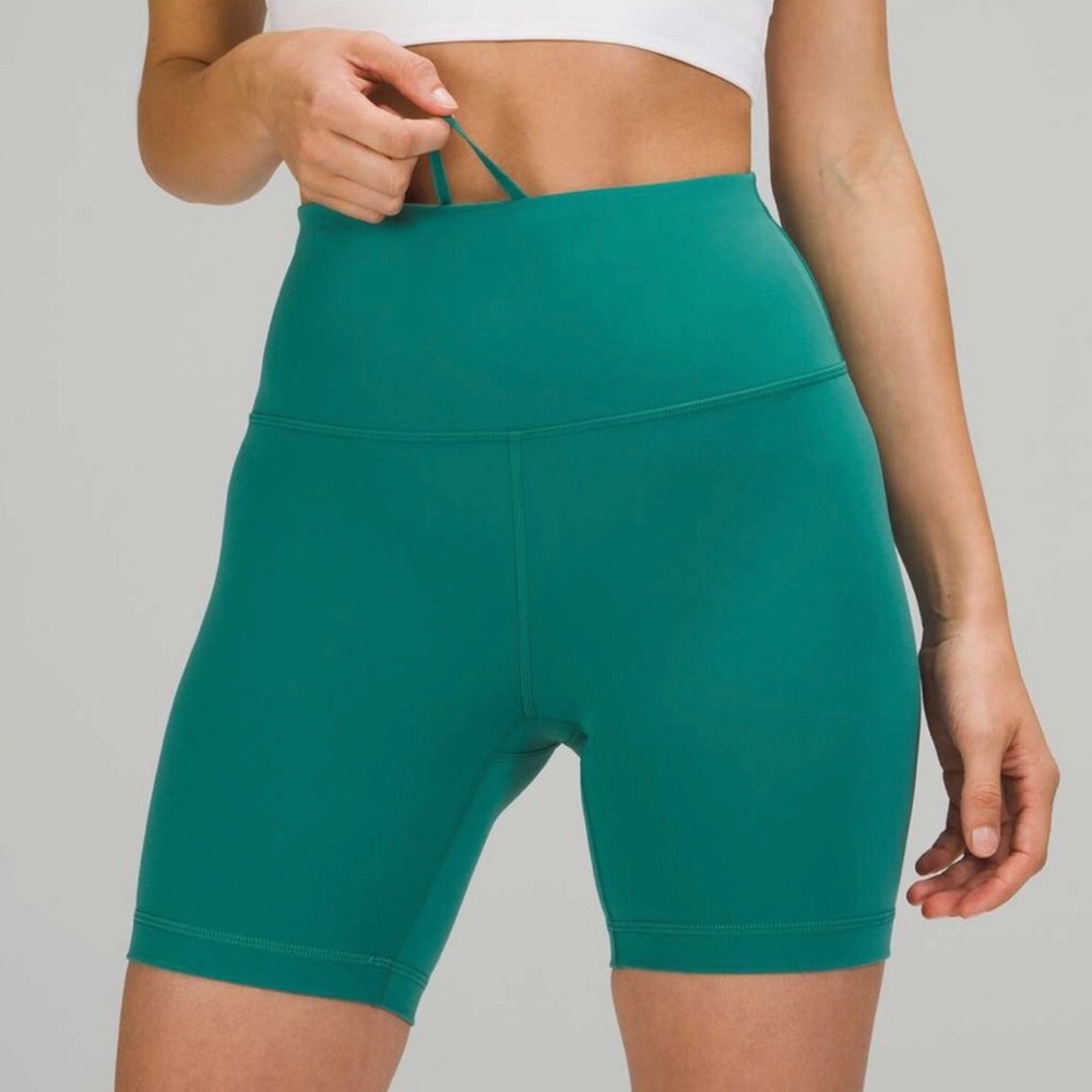 Lululemon Shorts size 4